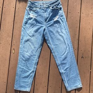 American Eagle Straight Leg Jeans